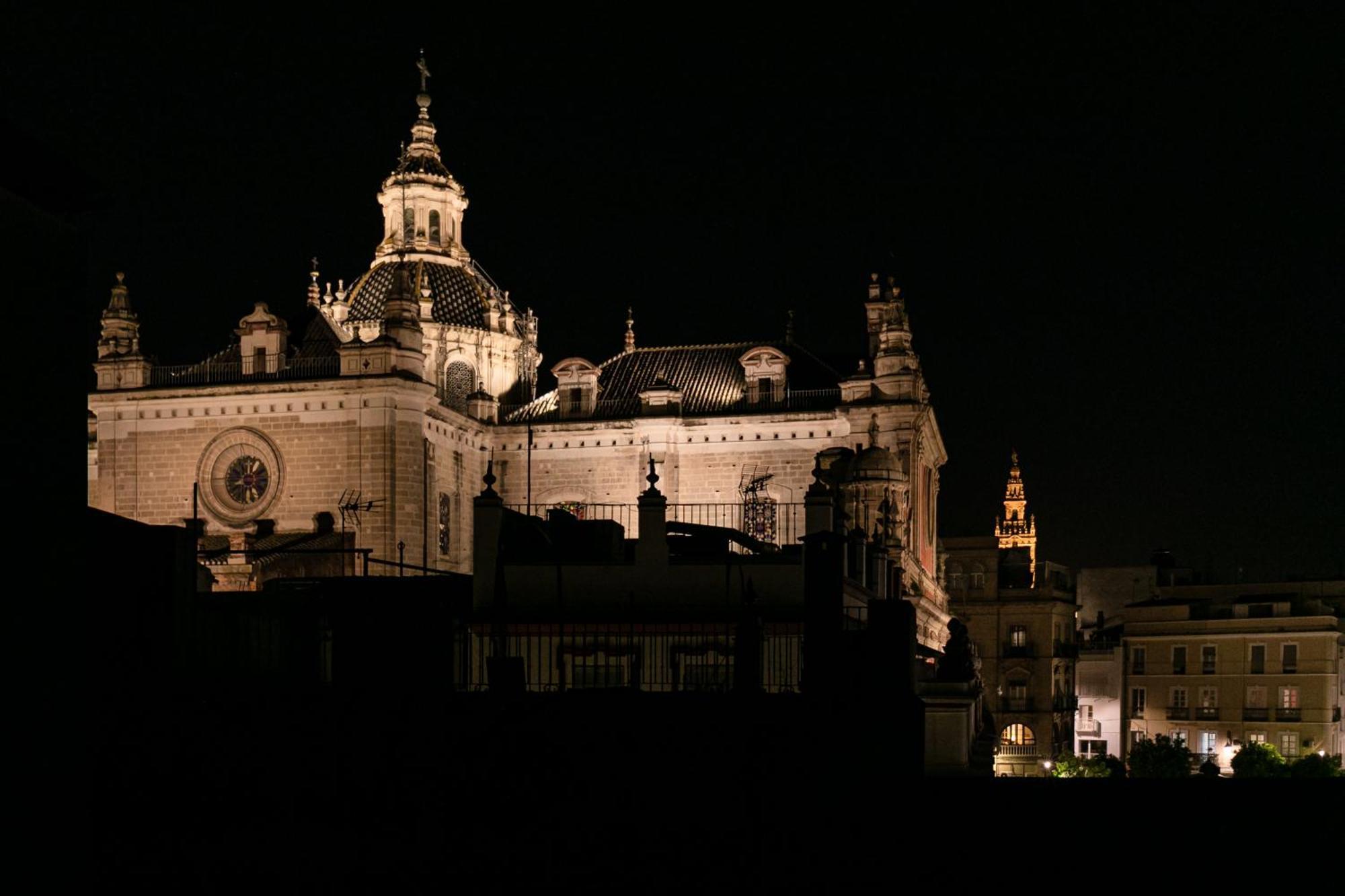 Isg Apartments Cuna Sevilla Bagian luar foto